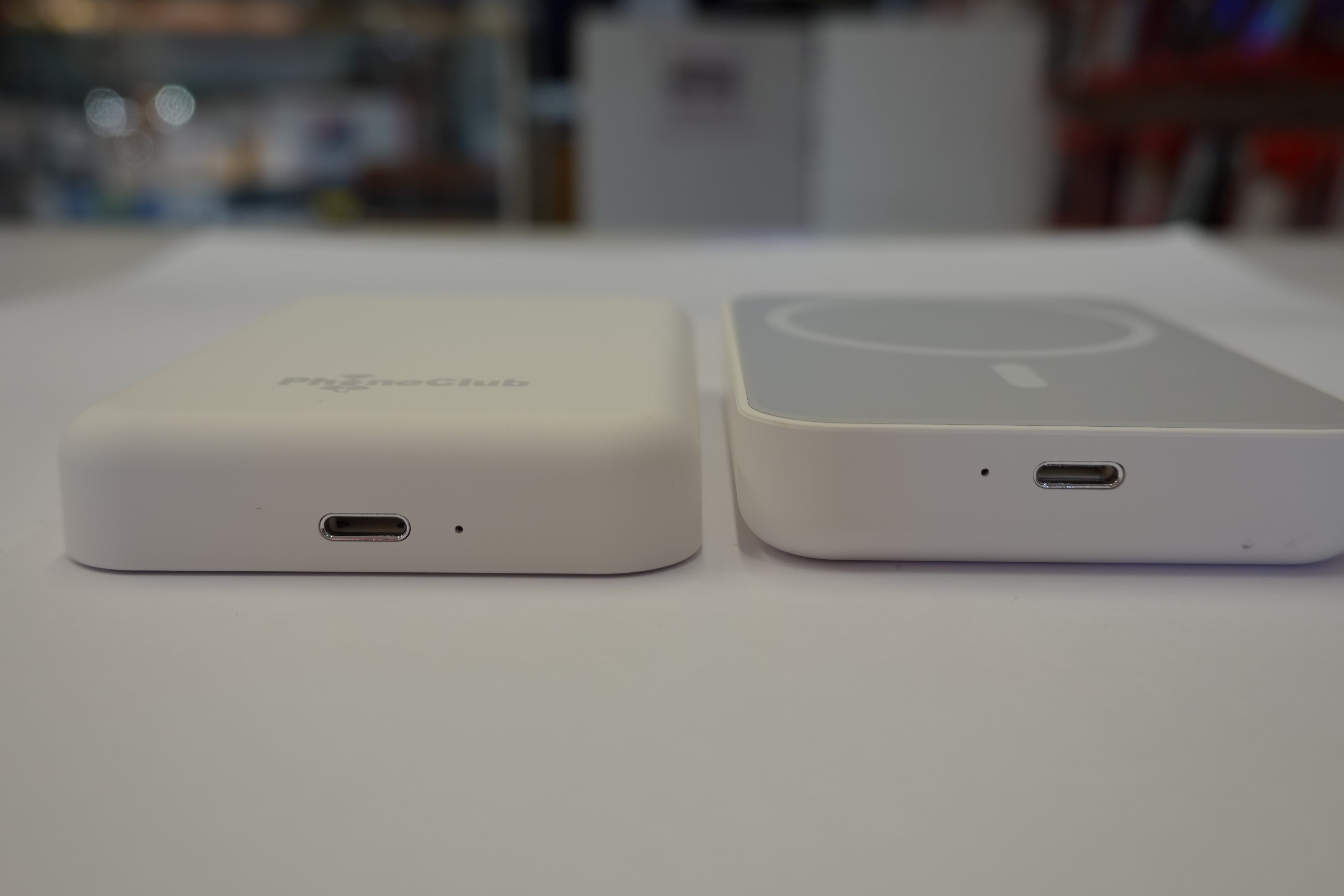 Phone Club Magnetic Battery Pack for MagSafe Charging